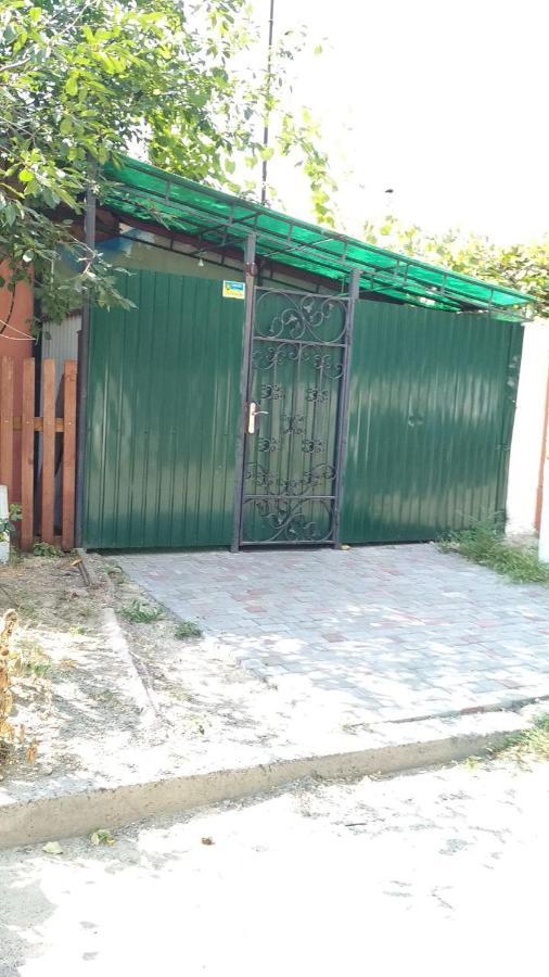 Ferienwohnung Частный Дом, Отдельный Вход И Двор Tscherkassy Exterior foto
